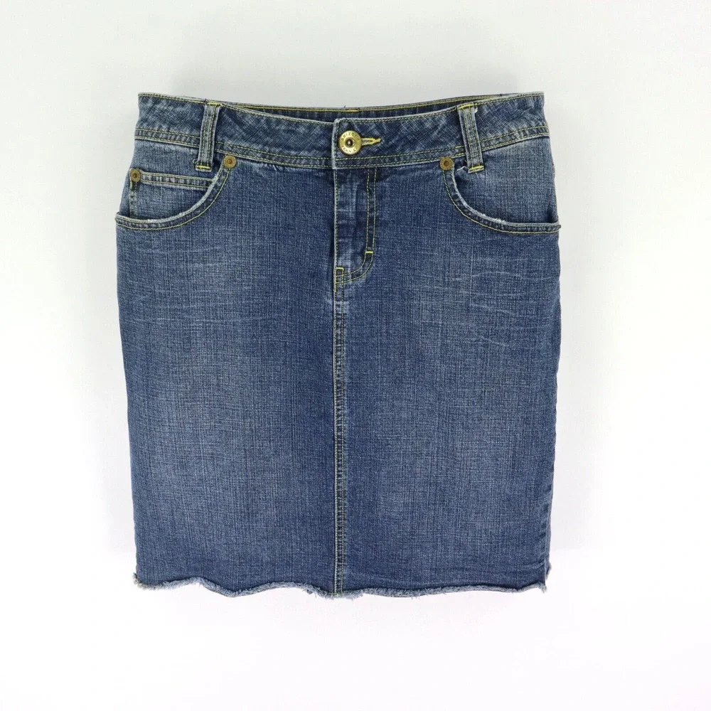 Arizona Cut-Off Jean Skirt Straight Knee‎ Length Junior Womens 7 Studded Pockets